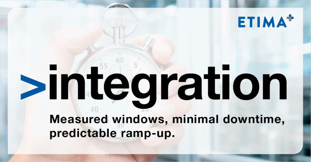 Integración drop-in de etiquetadoras en línea activa: instalación en horas, menos paradas y mejor OEE